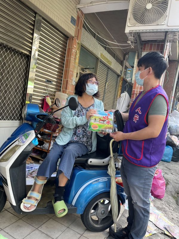 黑夜到微光　「世界善意日」人安伴窮苦不打烊1